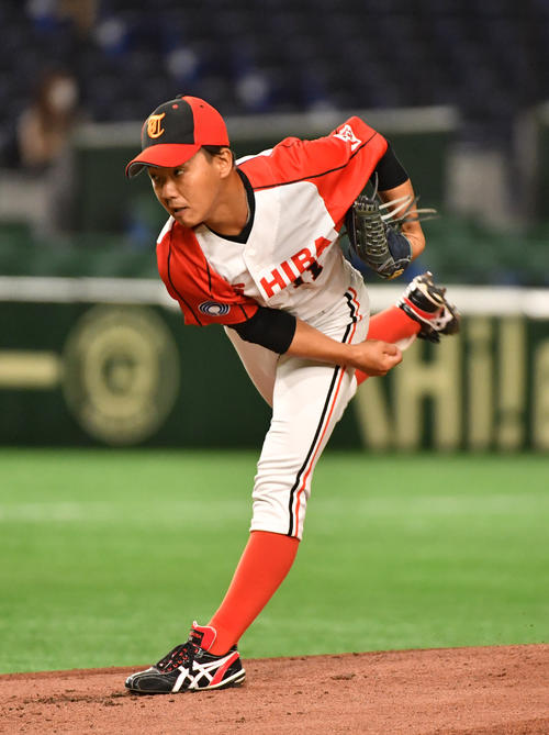 東芝対NTT西日本 先発した東芝・岡本(撮影・柴田隆二)