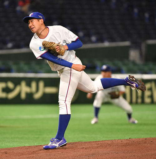 日本新薬対TDK　先発したTDK・鈴木（撮影・柴田隆二）