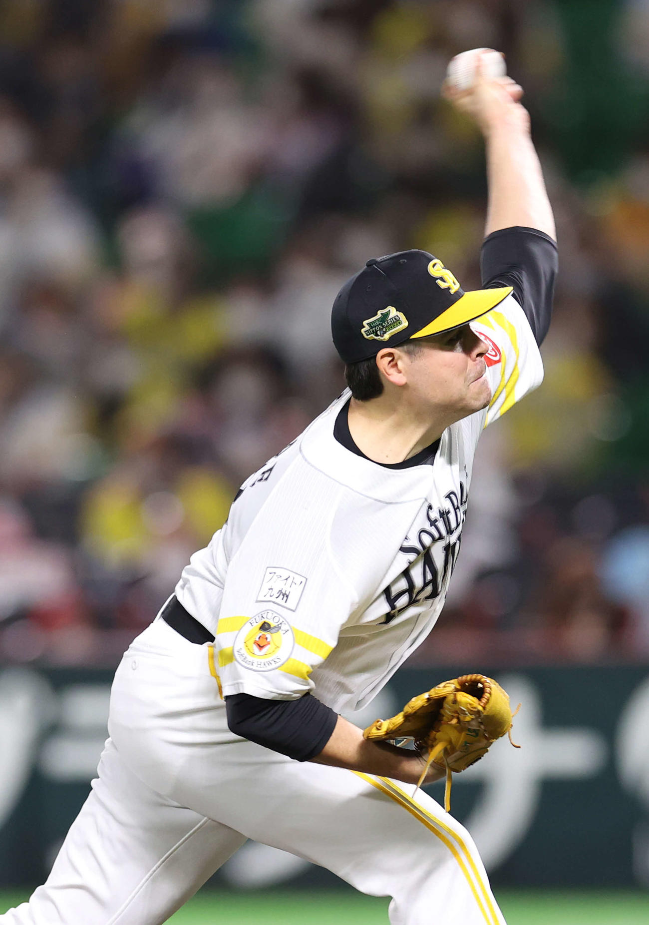 ソフトバンク対巨人　力投するソフトバンク先発のムーア（撮影・河野匠）