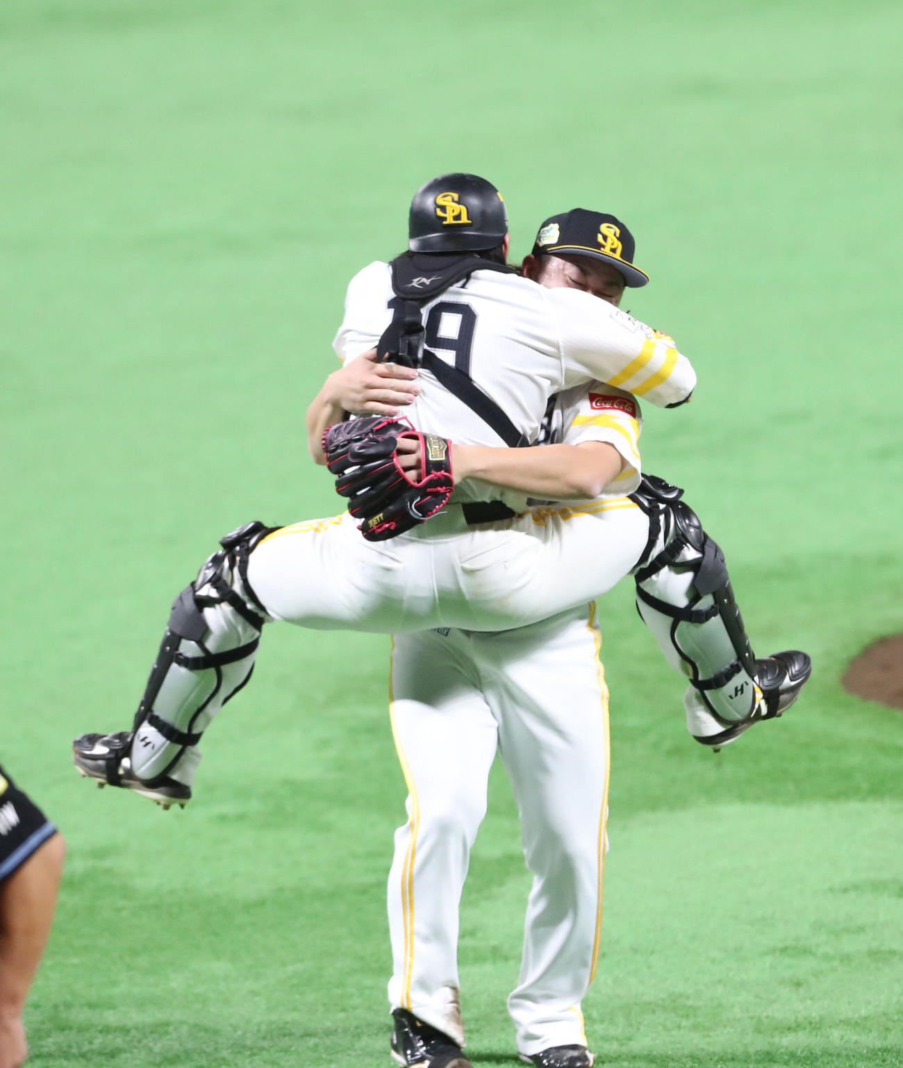 日本シリーズで優勝を飾ったソフトバンクナインは歓喜の表情（撮影・梅根麻紀）