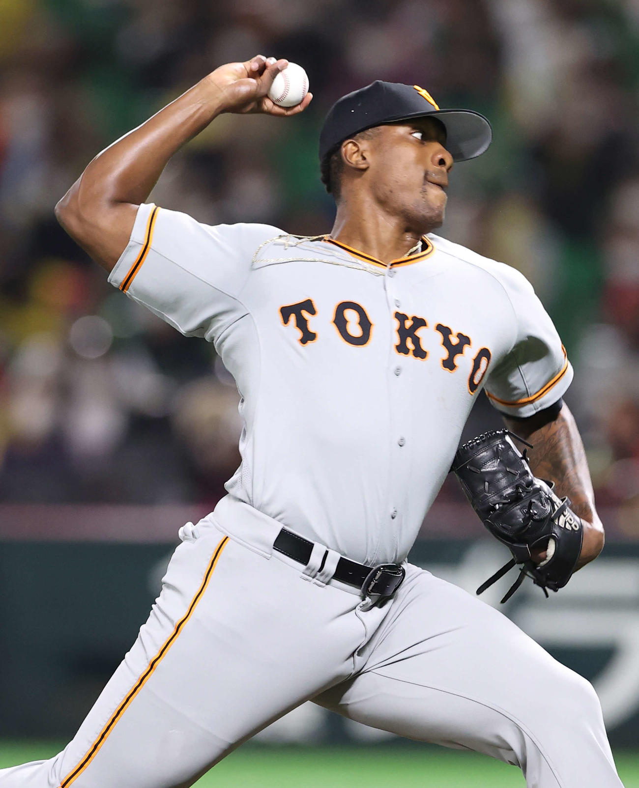 ソフトバンク対巨人　6回裏に巨人4番手で登板したビエイラ（撮影・河野匠）