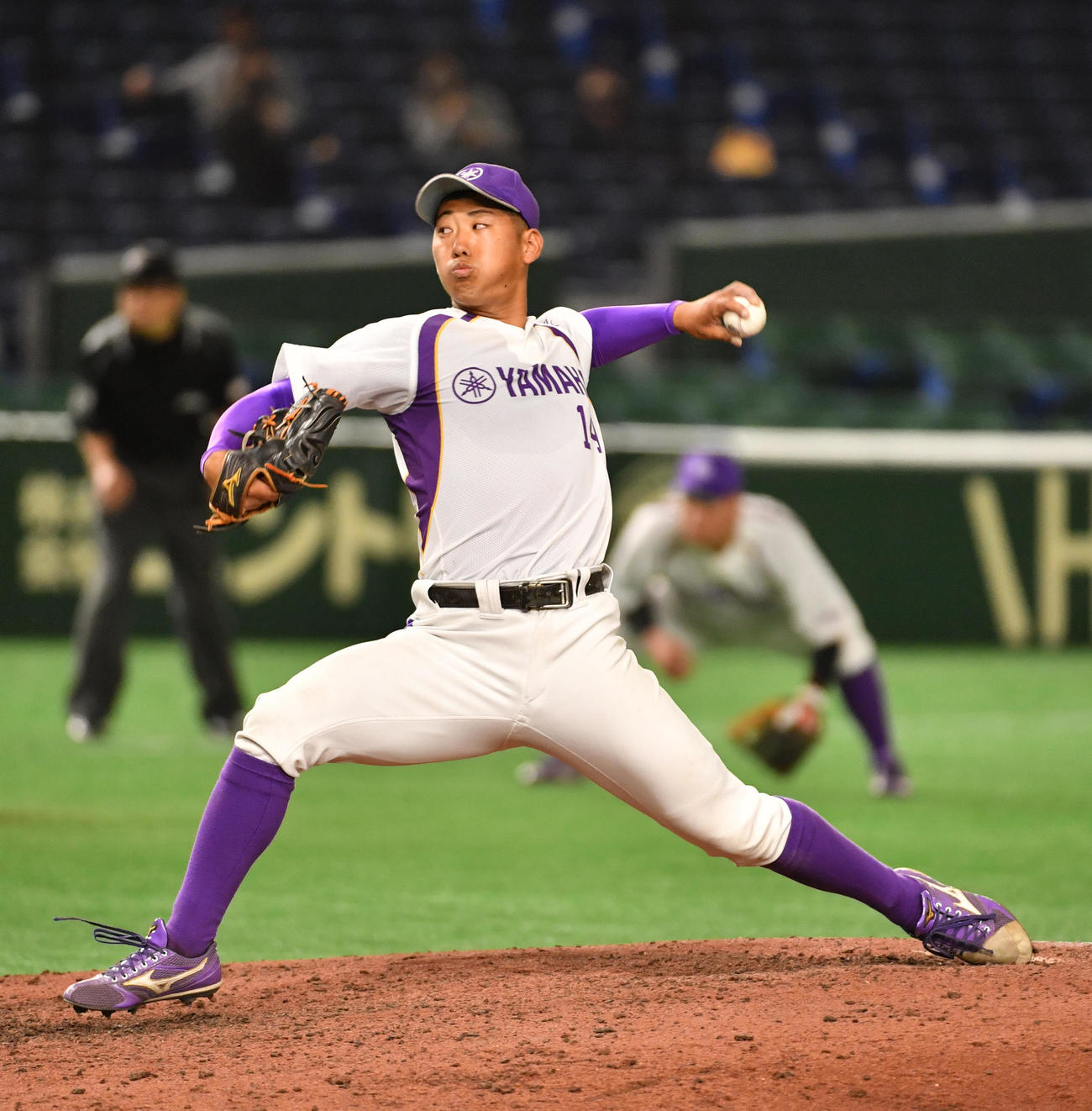 日立製作所対ヤマハ　8回から登板したDeNA5位のヤマハ・池谷（撮影・柴田隆二）
