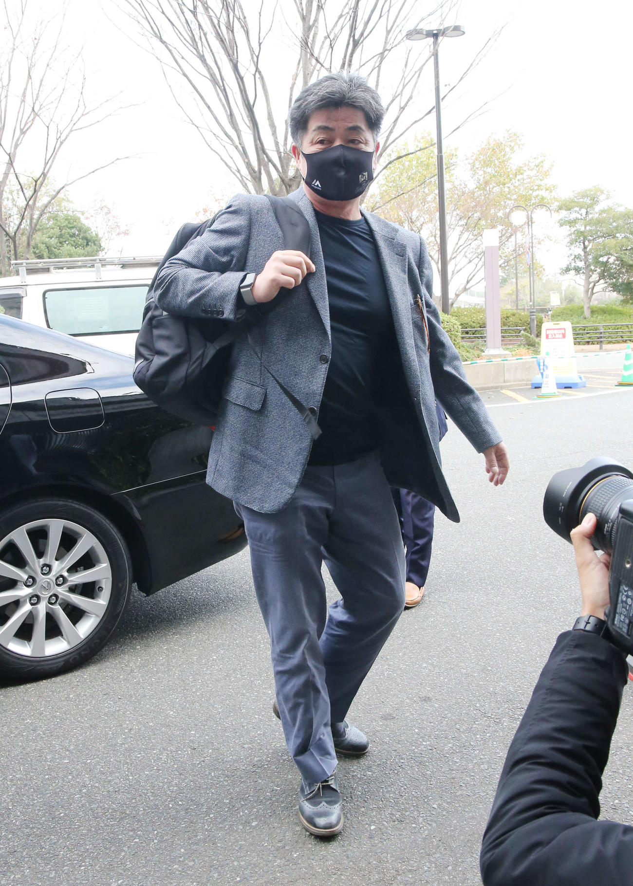 ペイペイドームを訪れた工藤監督（撮影・菊川光一）