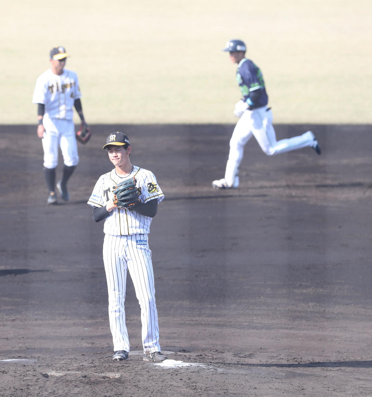 フェニックス・リーグでヤクルト宮本に本塁打を浴びた及川
