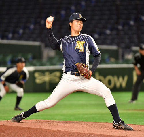 三菱重工広島対日本新薬　先発した日本新薬・岩本（撮影・柴田隆二）