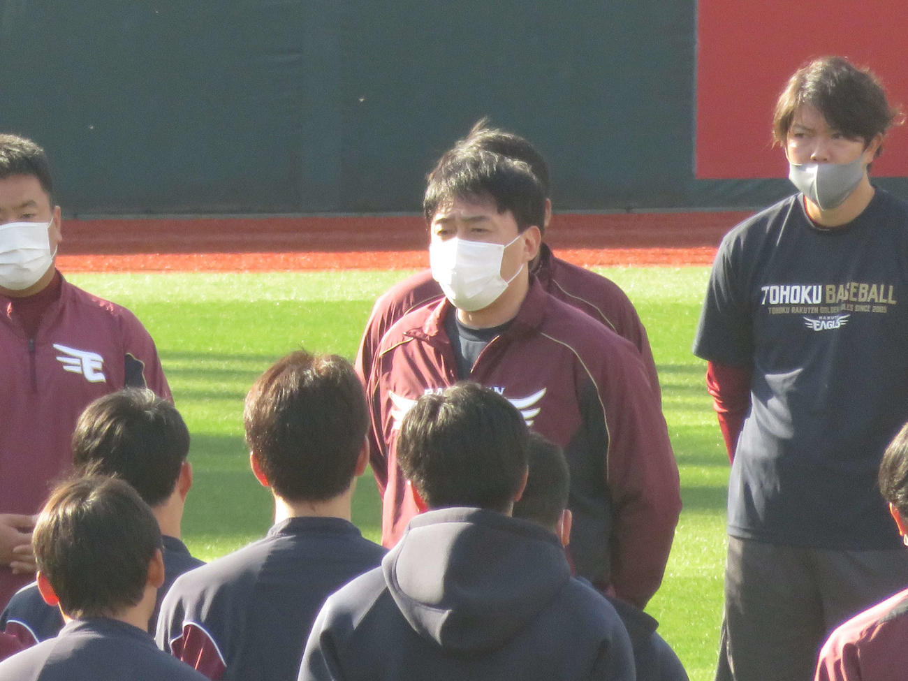 楽天石井GM兼任監督（11月16日撮影）