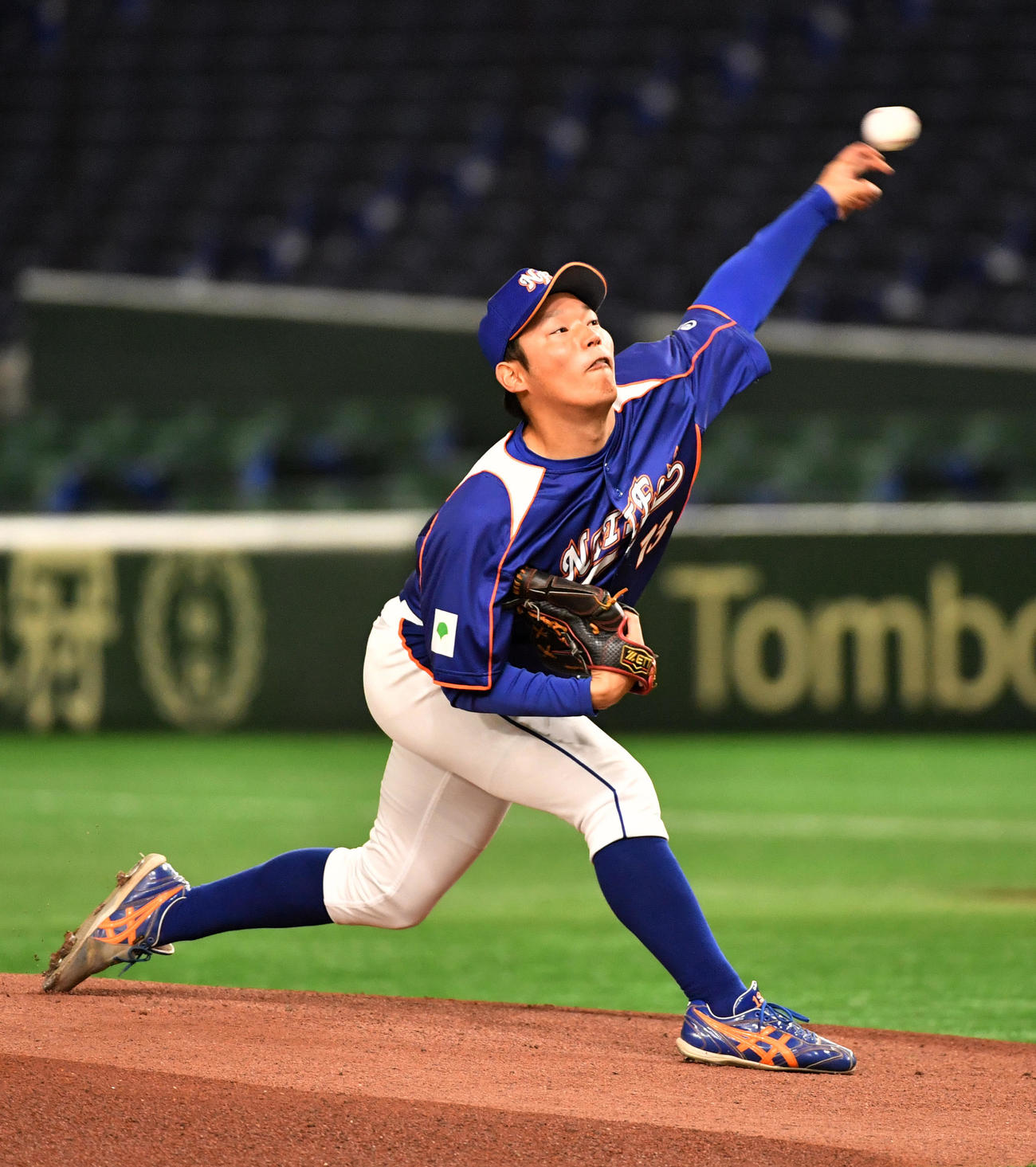 ヤマハ対NTT東日本　先発したNTT東日本・沼田（撮影・柴田隆二）