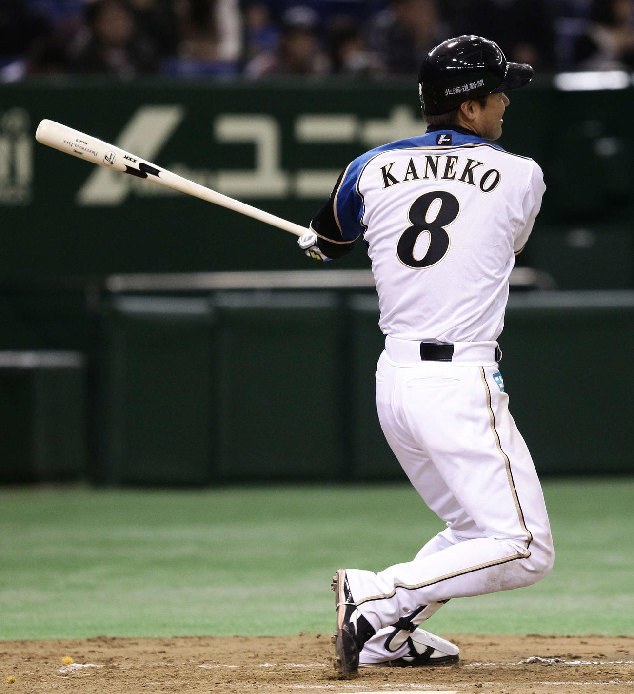 12年3月20日　オリックスとのオープン戦で適時二塁打を放つ日本ハム金子誠