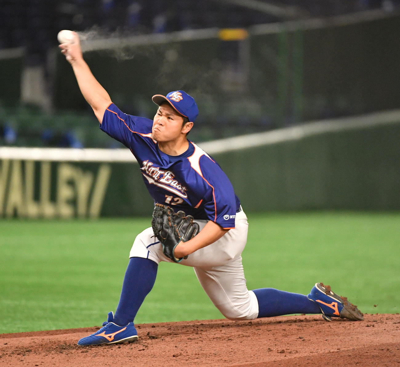 NTT東日本対日本新薬　先発したNTT東日本・大竹（撮影・柴田隆二）