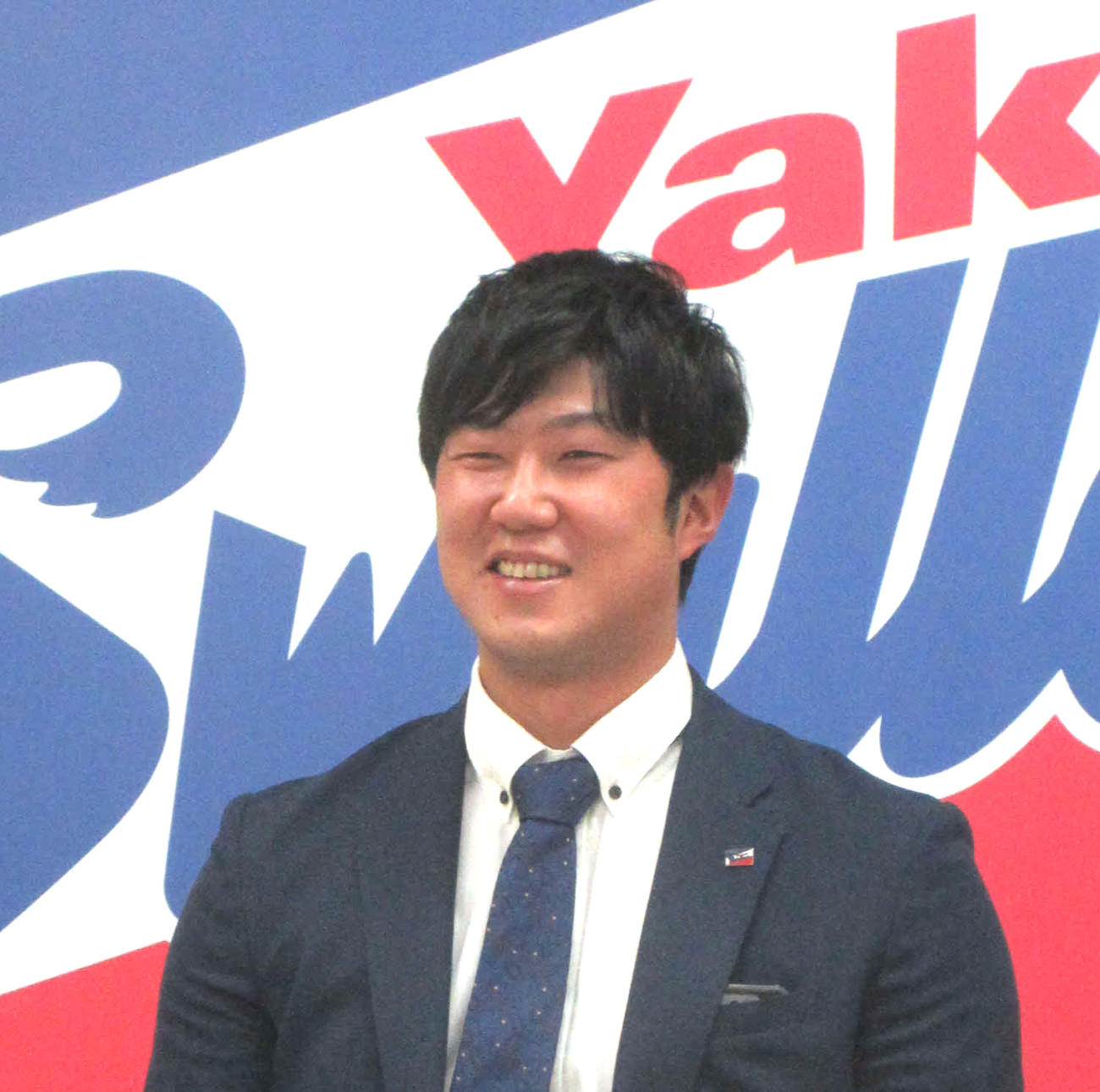契約更改に臨んだヤクルト歳内（代表撮影）
