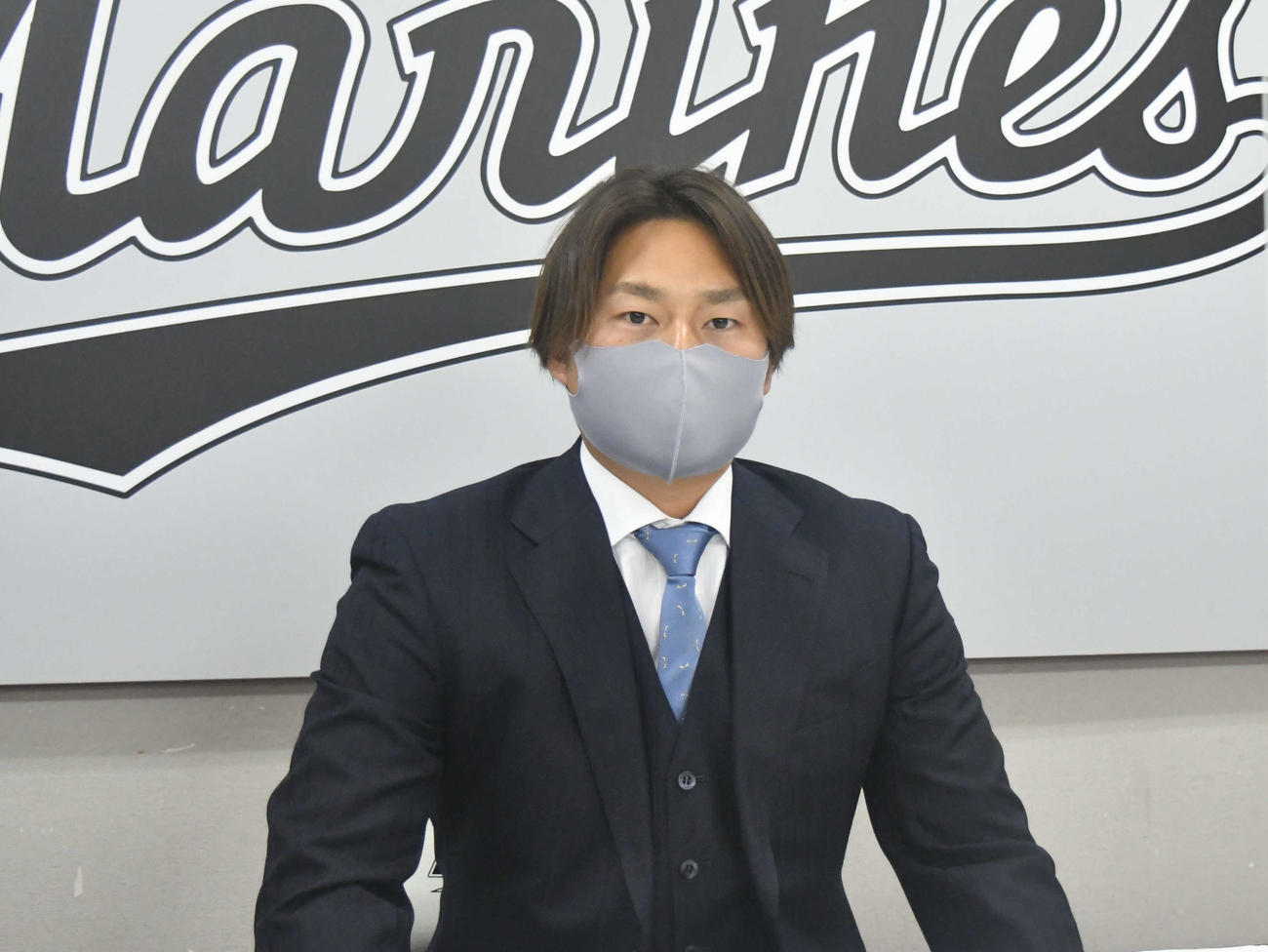 契約更改を終えたロッテ有吉優樹（代表撮影）