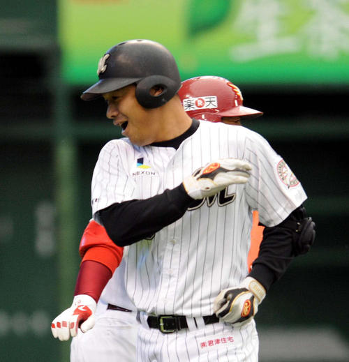 トライアウトは人間ドラマ凝縮 記憶残るのは堀幸一 - プロ野球写真