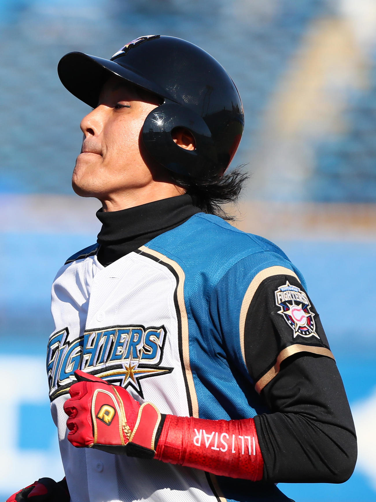 トライアウトの第1打席で二ゴロに倒れた新庄氏（撮影・足立雅史）
