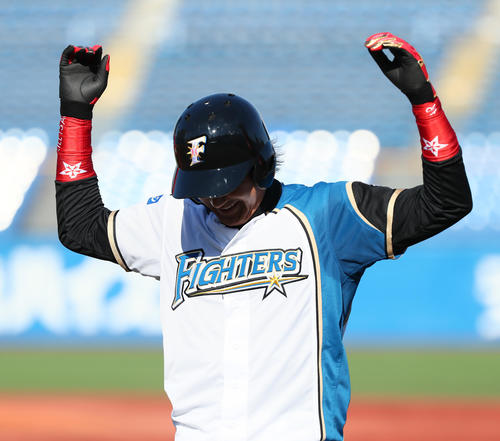 ダルビッシュ 新庄氏 芯に当ててるのが凄すぎる プロ野球 日刊スポーツ