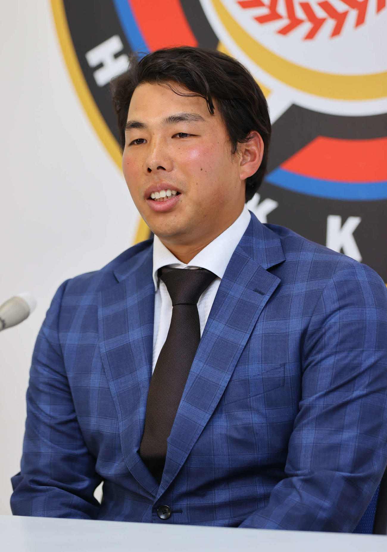 契約更改を終えて会見に臨む日本ハム樋口（代表撮影）