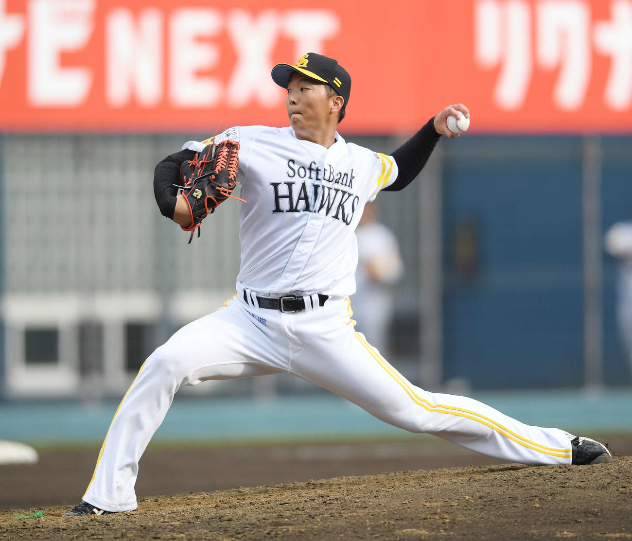 ソフトバンク川原弘之（20年2月撮影）