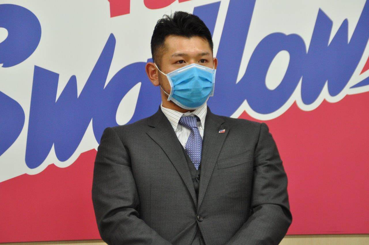契約更改に臨んだヤクルト西田（代表撮影）