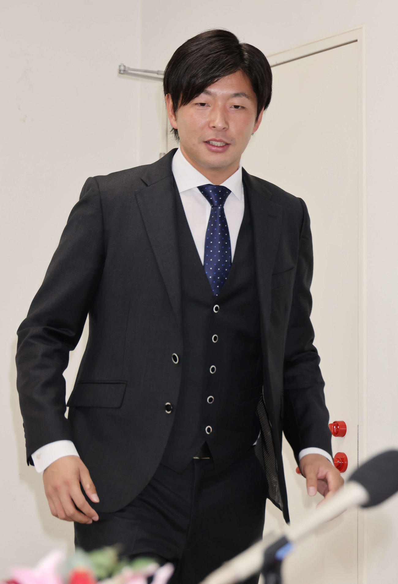 契約更改した大瀬良（撮影・加藤孝規）