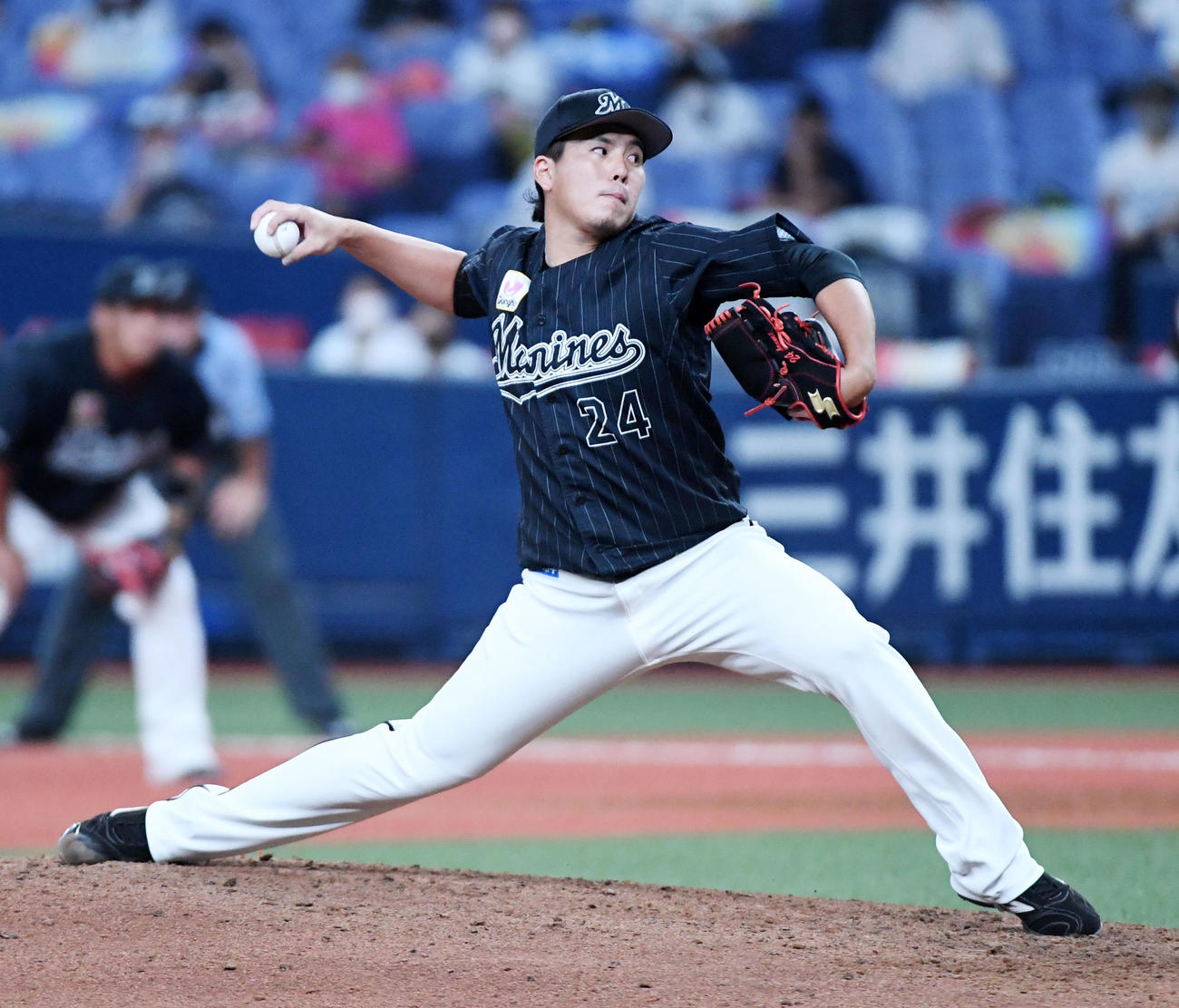 ロッテ東妻勇輔（2020年8月29日撮影）