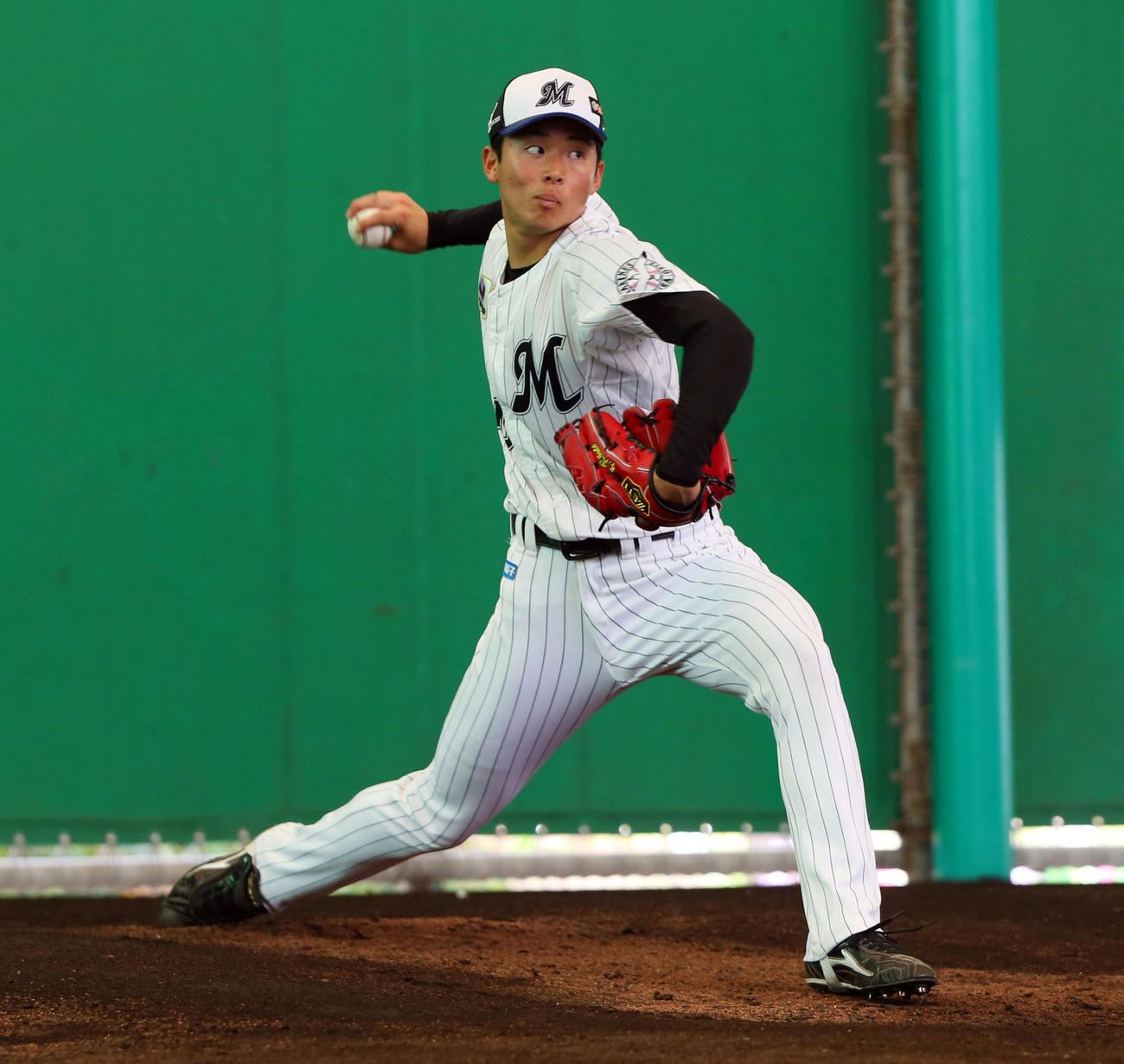 ロッテ横山陸人（2020年2月13日撮影）