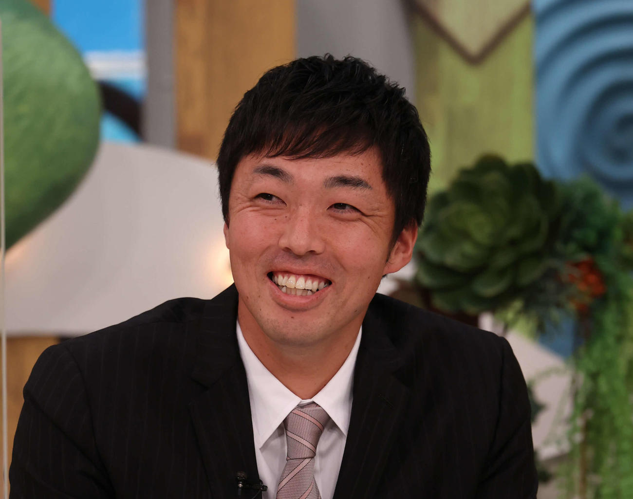 背番号19の後継者ドラフト1位高橋宏にエールを送った吉見一起氏（代表取材）