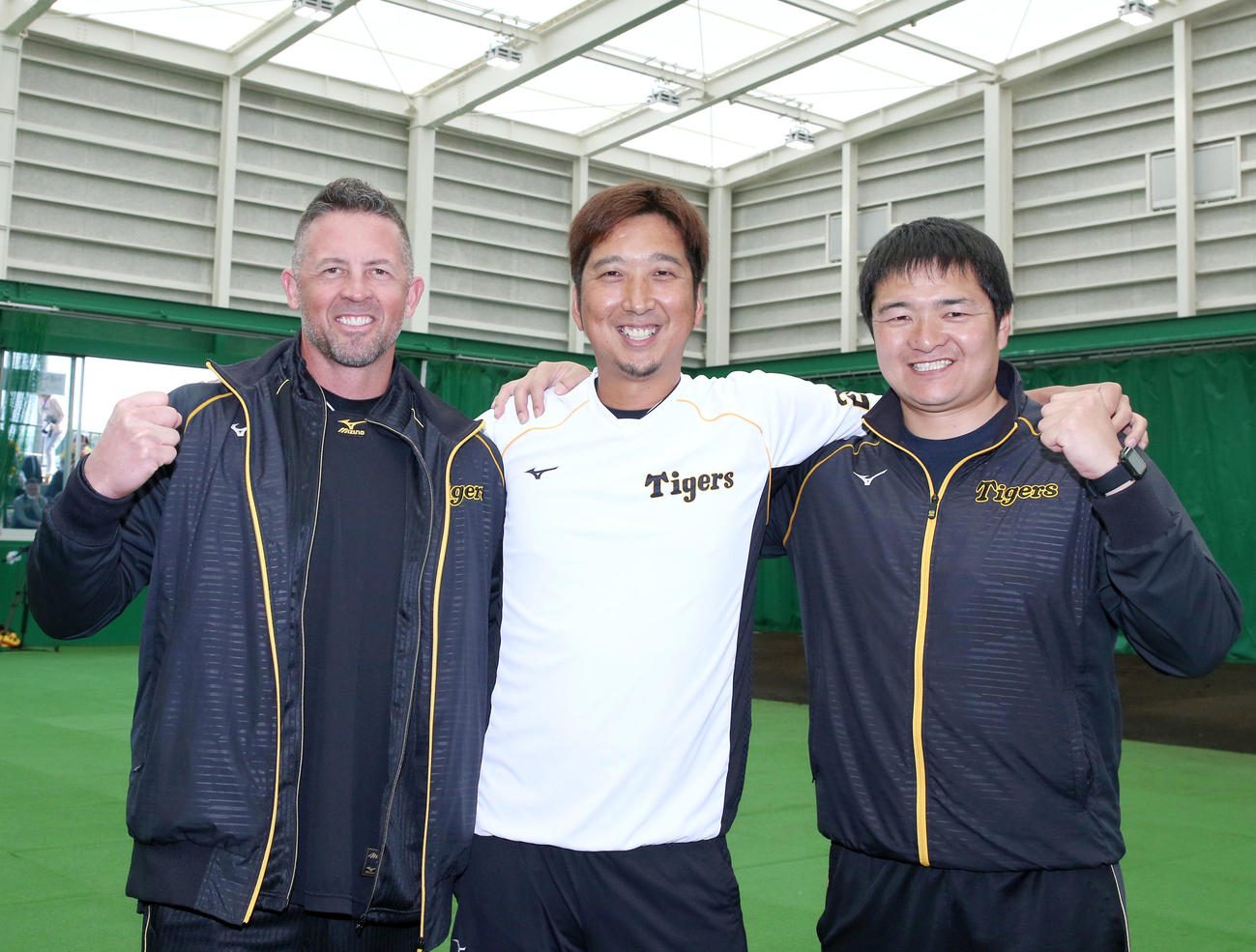 左からジェフ・ウィリアムス氏、藤川球児氏、久保田智之氏（20年2月撮影）