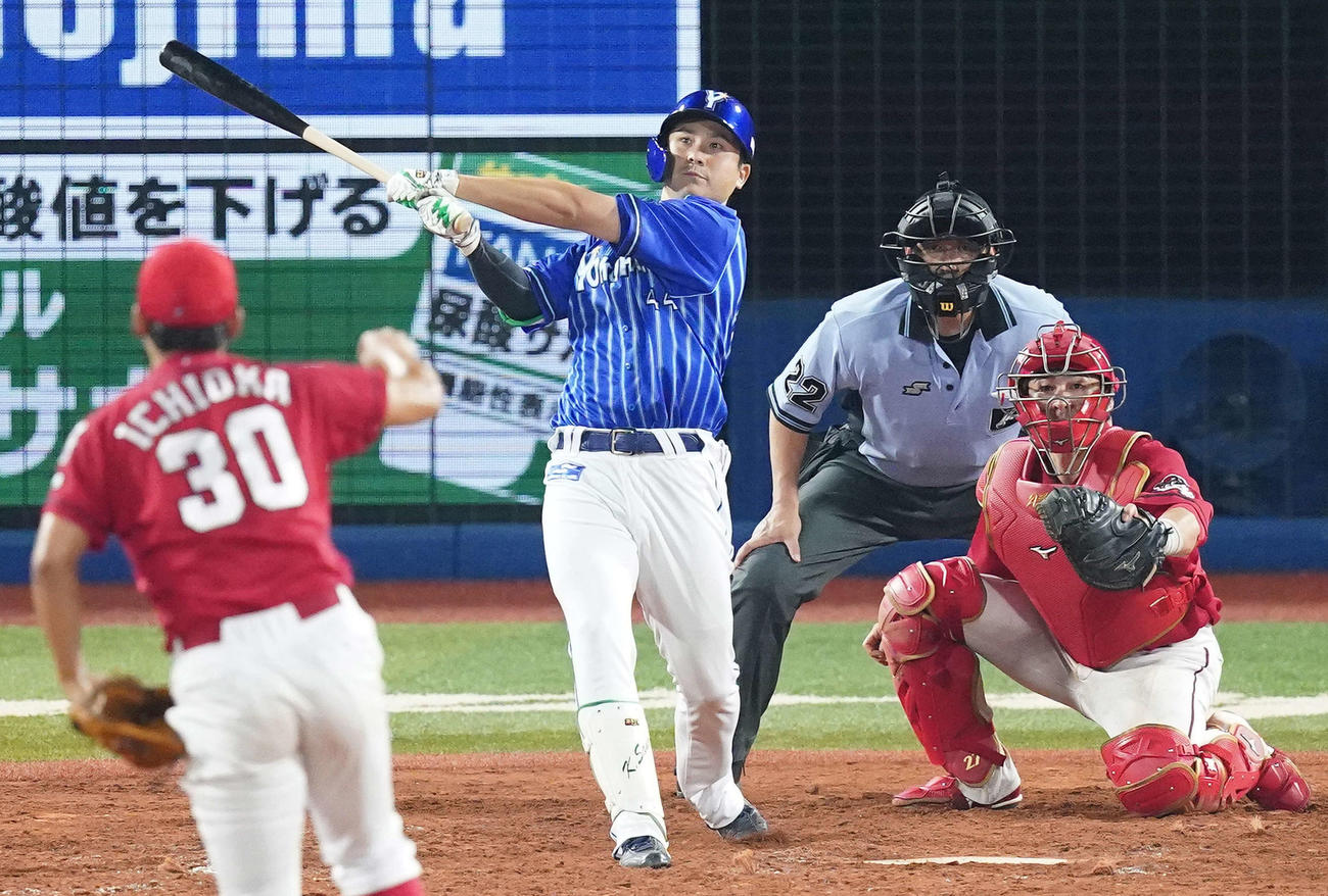 DeNA佐野恵太（2020年7月24日撮影）