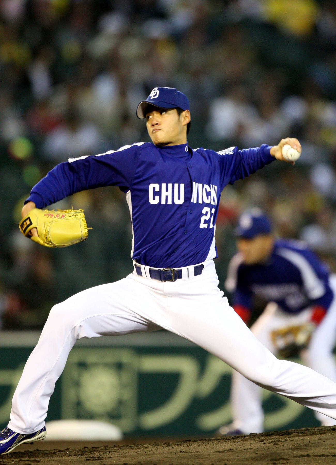 08年4月、甲子園で力投する中日時代のチェン・ウェイン
