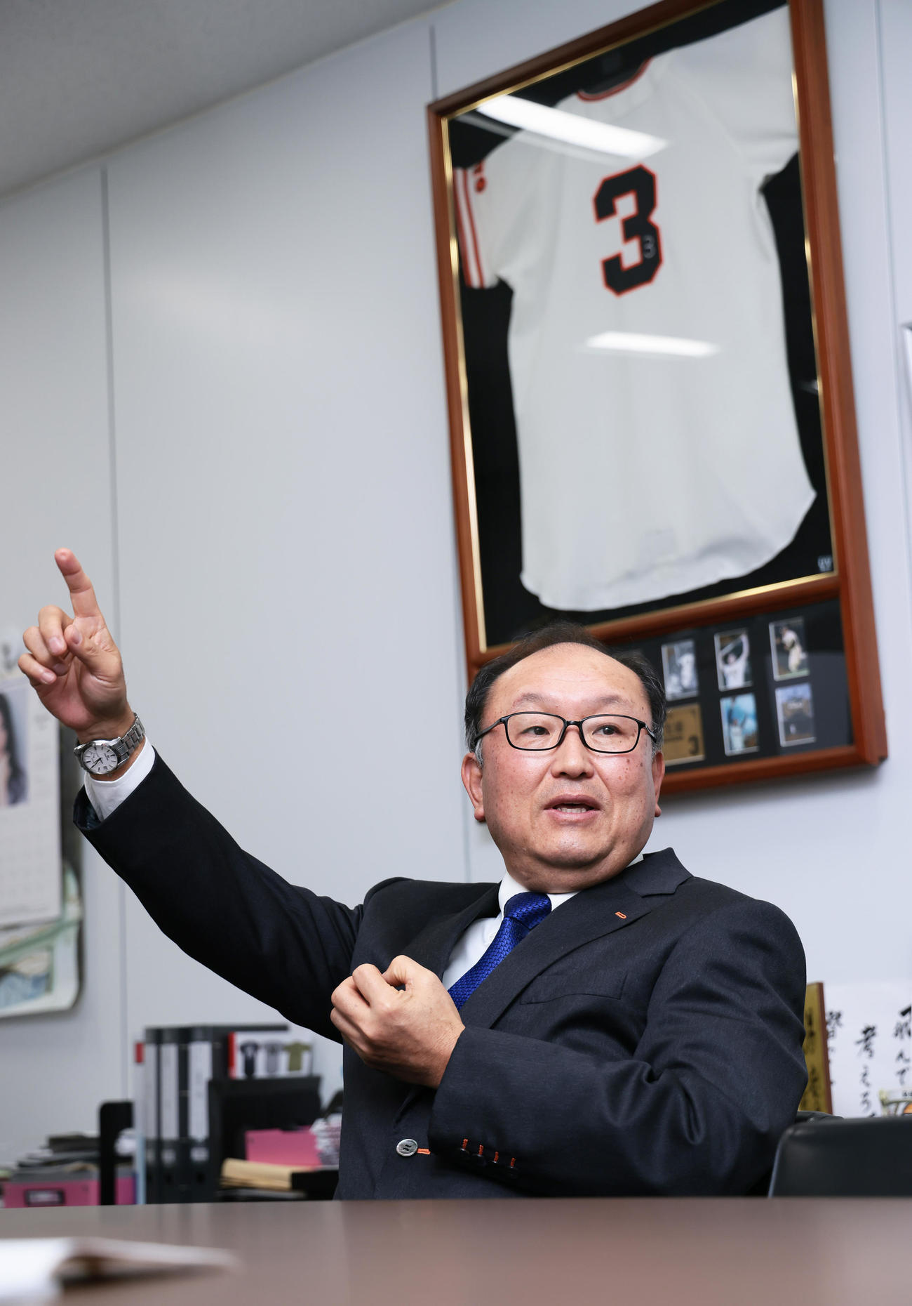 チーム作りについて語った巨人今村球団社長（撮影・足立雅史）