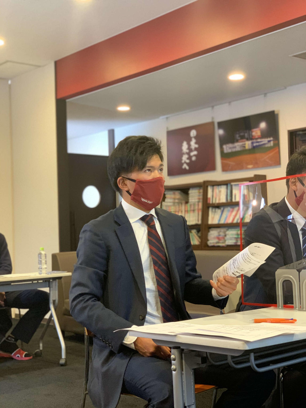 オンラインでのNPB新人研修会に参加した楽天ドラフト1位早川（球団提供）