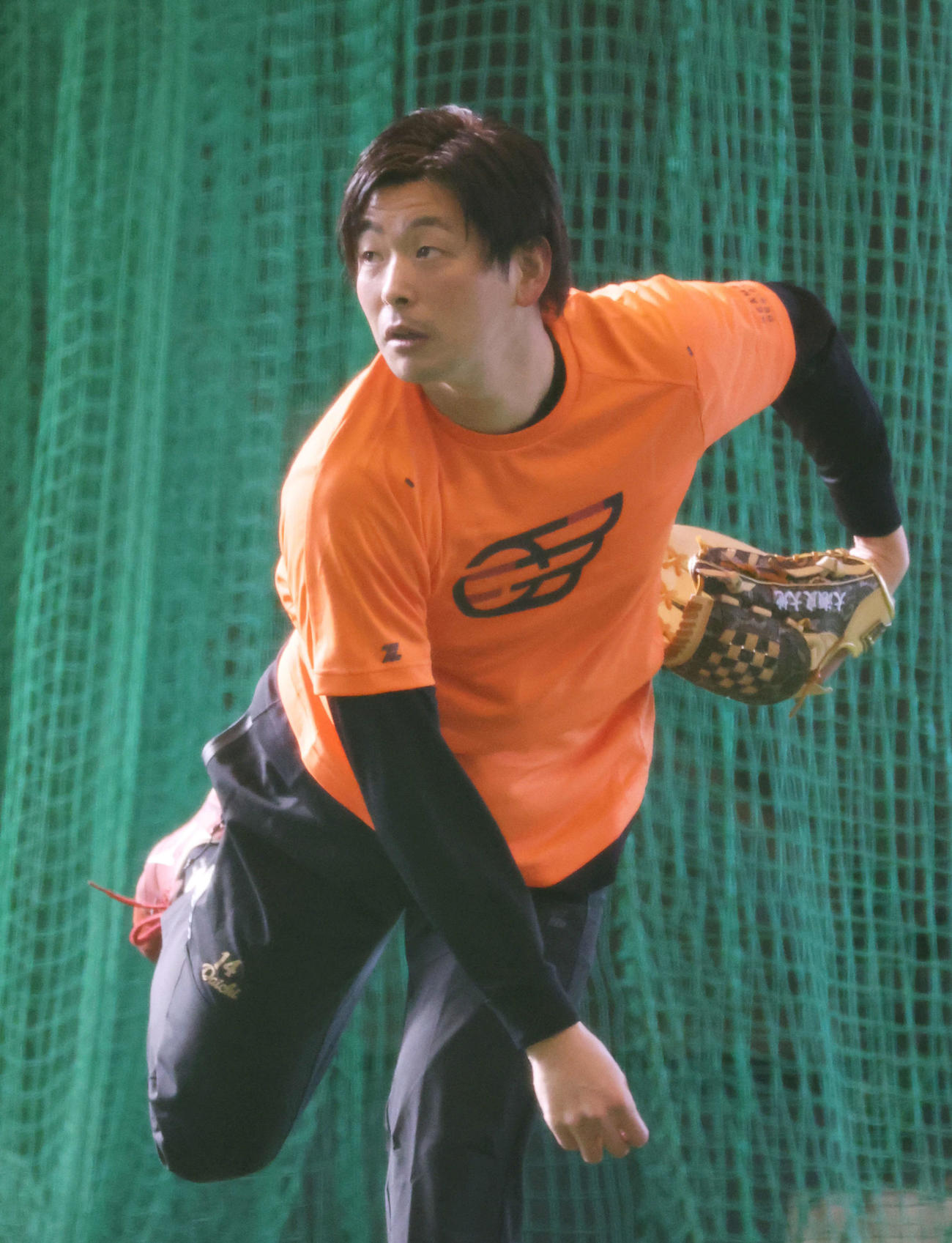 キャッチボールをする大瀬良大地（撮影・加藤孝規）