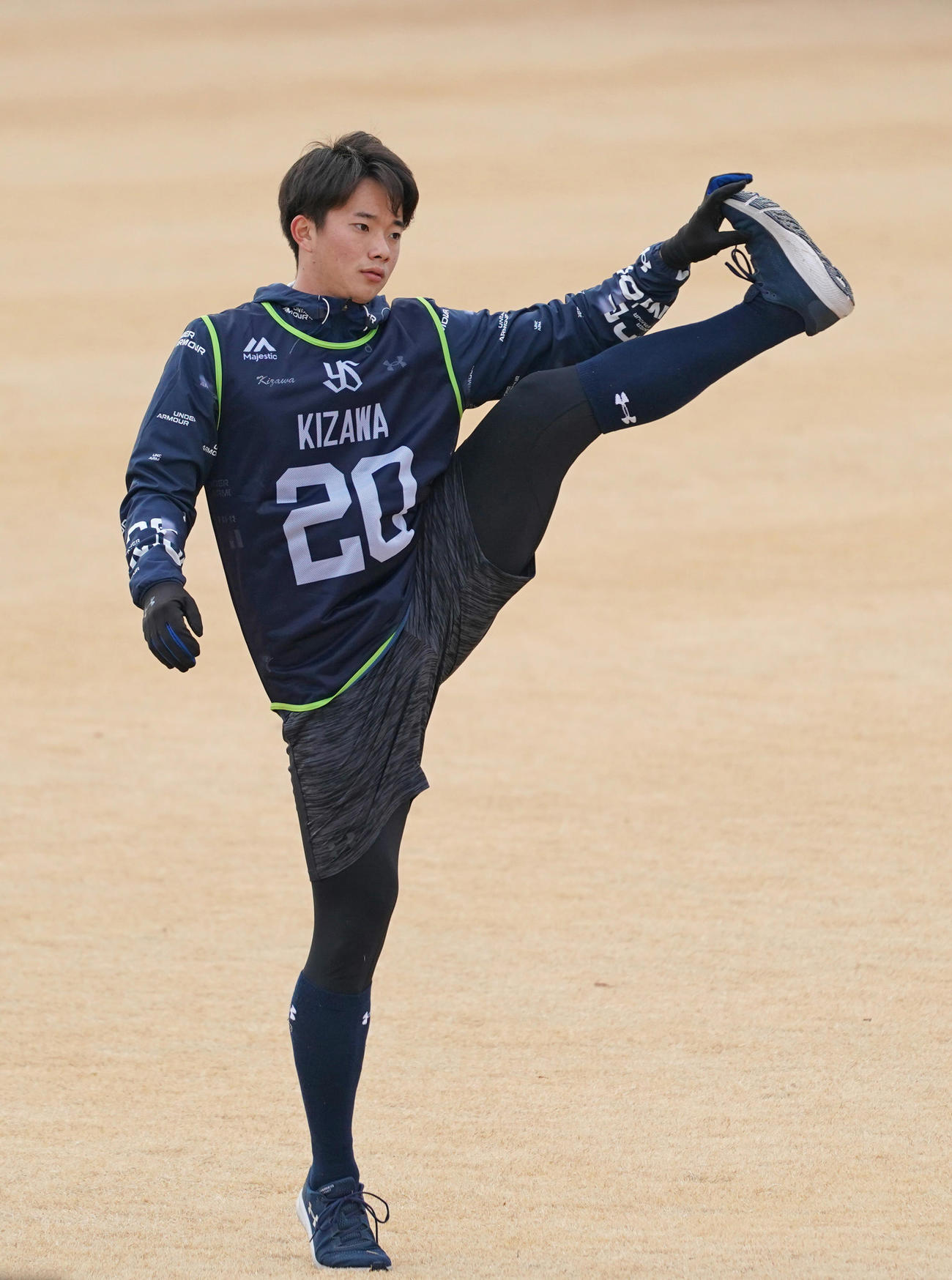 新人合同自主トレに参加するヤクルト木沢（代表撮影）