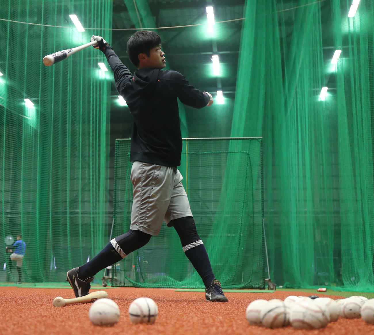 打撃練習するオリックス太田椋（代表撮影）