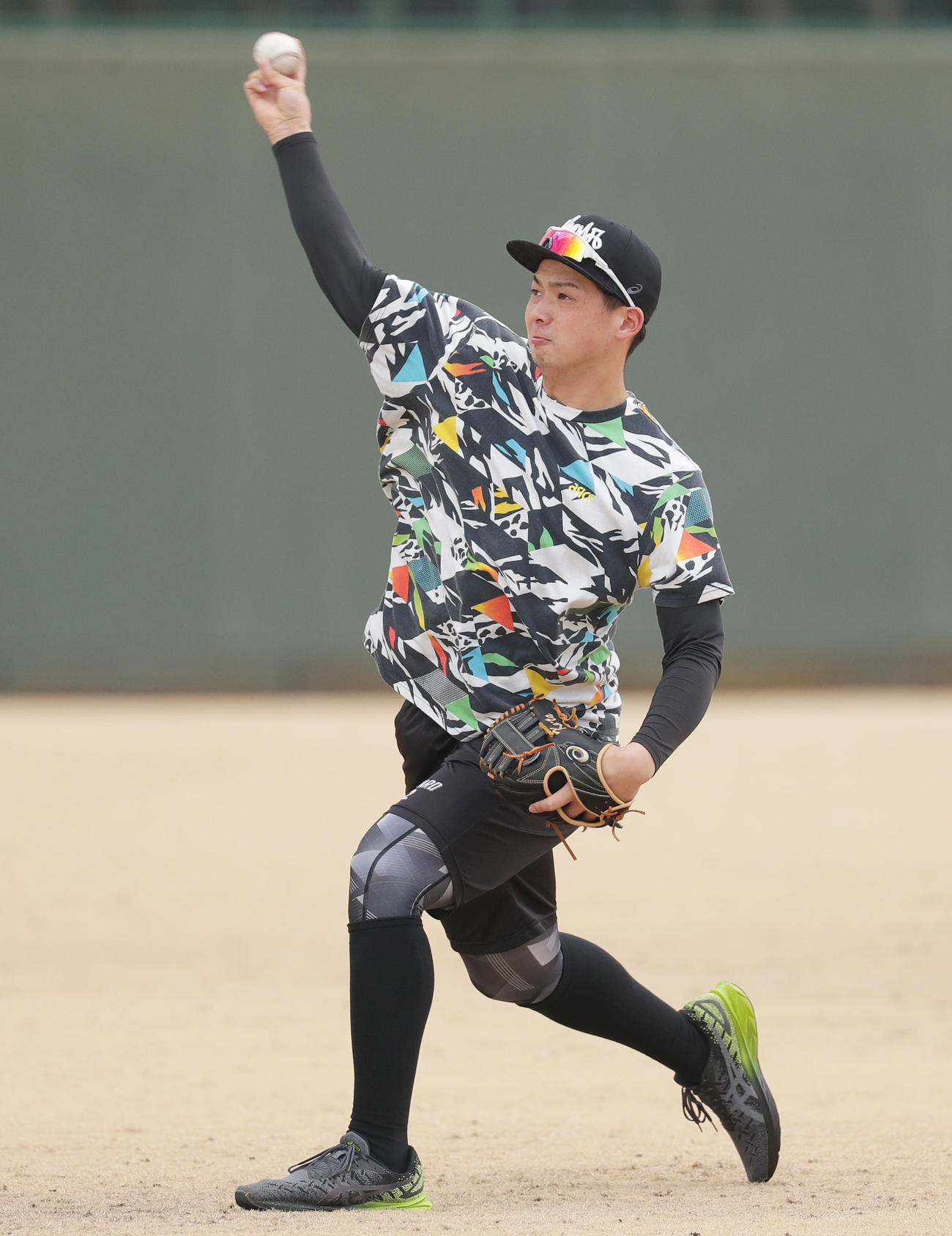 キャッチボールを行う阪神井上（代表撮影）