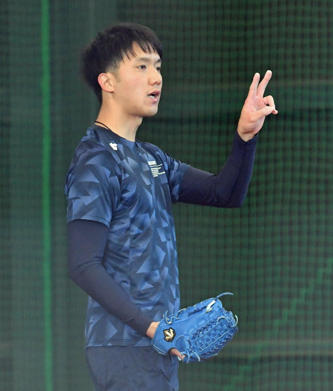 ブルペンで投球練習を行うオリックス田嶋（代表撮影）