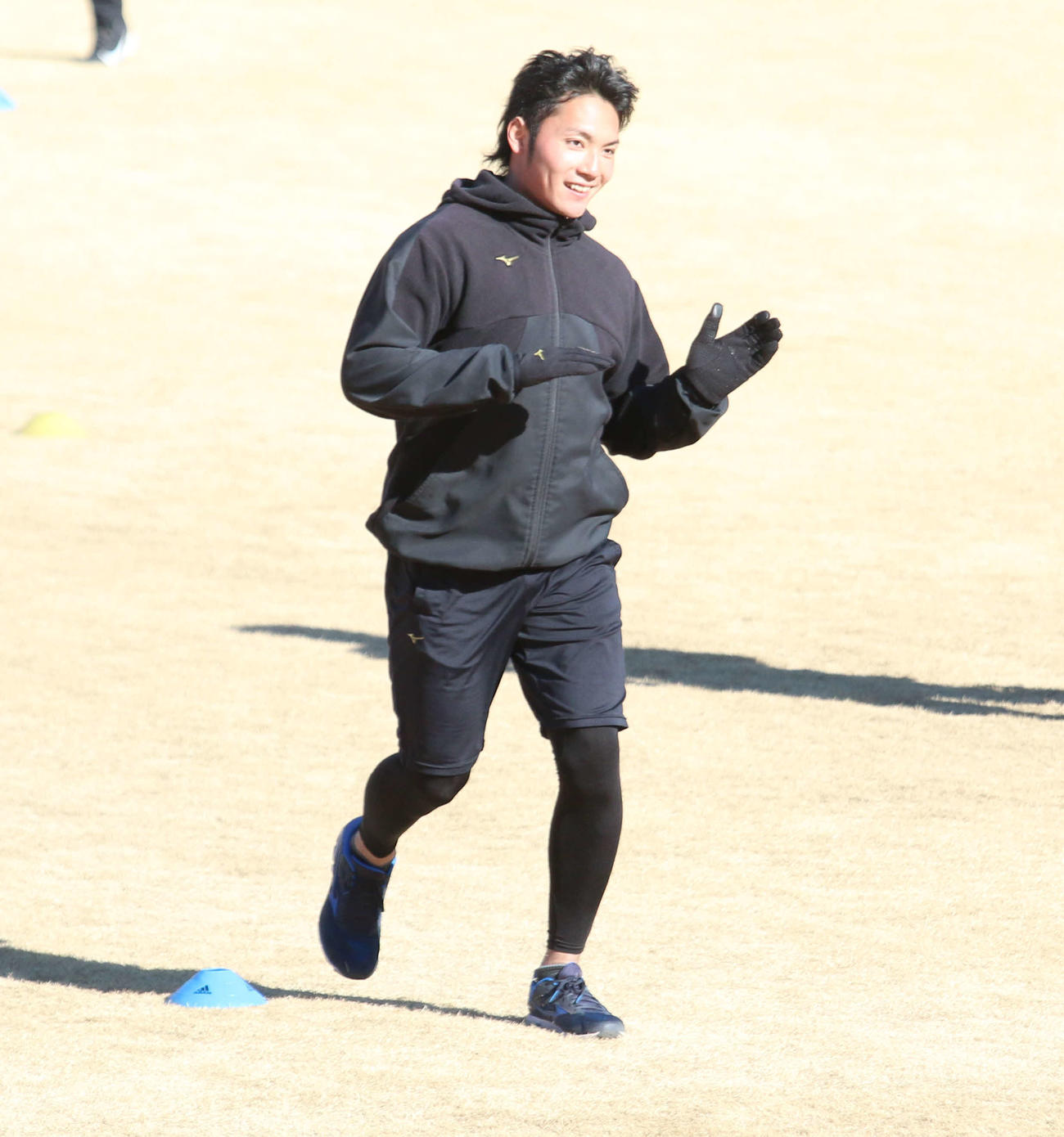 鎌ケ谷で新人合同自主トレに参加した日本ハムのドラフト1位伊藤（撮影・木下大輔）