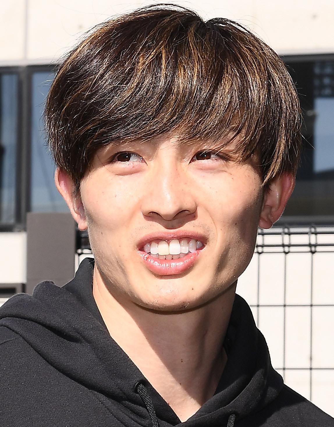 練習を終え、笑顔を見せる周東佑京（代表撮影）