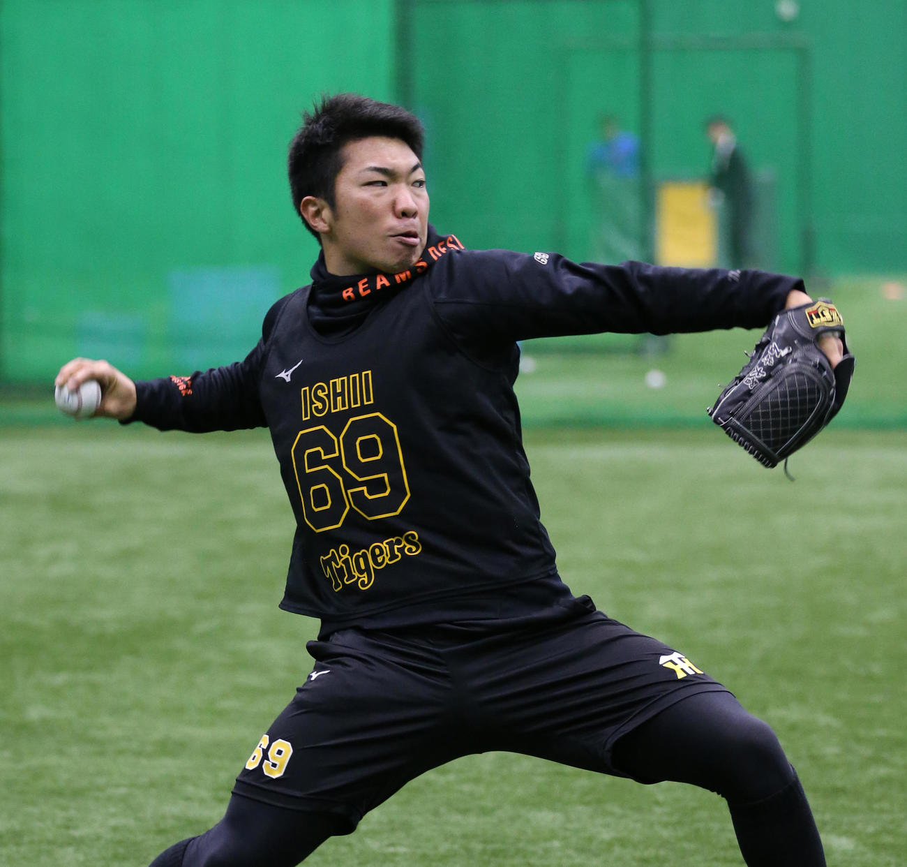 キャッチボールをする石井大（代表撮影）