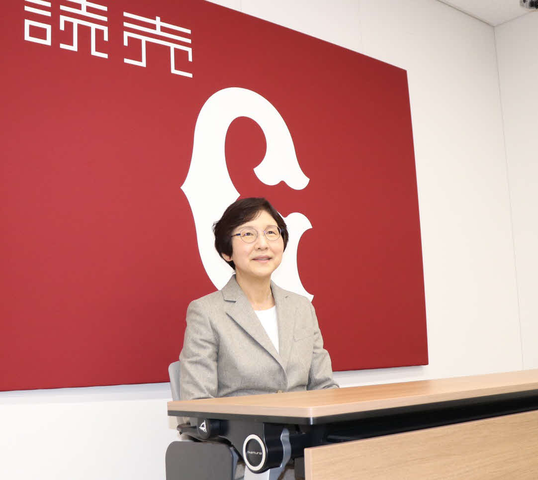 取材に応じる巨人の場内放送係の山中さん（撮影・久永壮真）