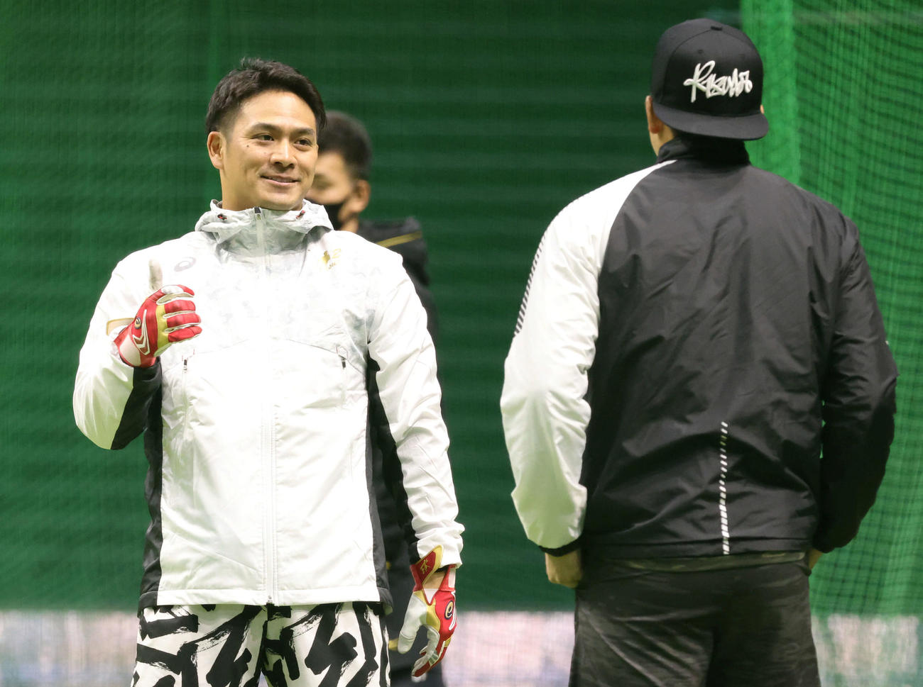 プロ野球広島　合同自主トレに合流した田中広（撮影・加藤孝規）