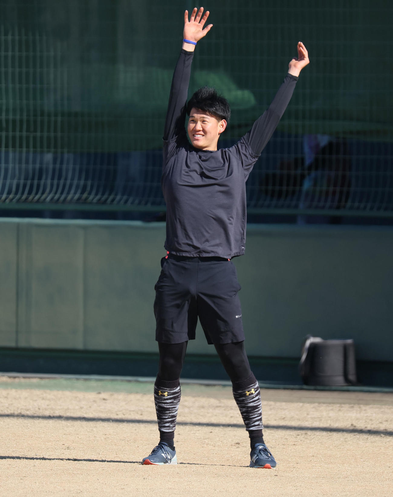 トレーニングに臨む及川（代表撮影）
