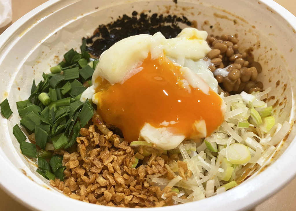 「まぜ麺マホロバ」旨辛台湾まぜそば