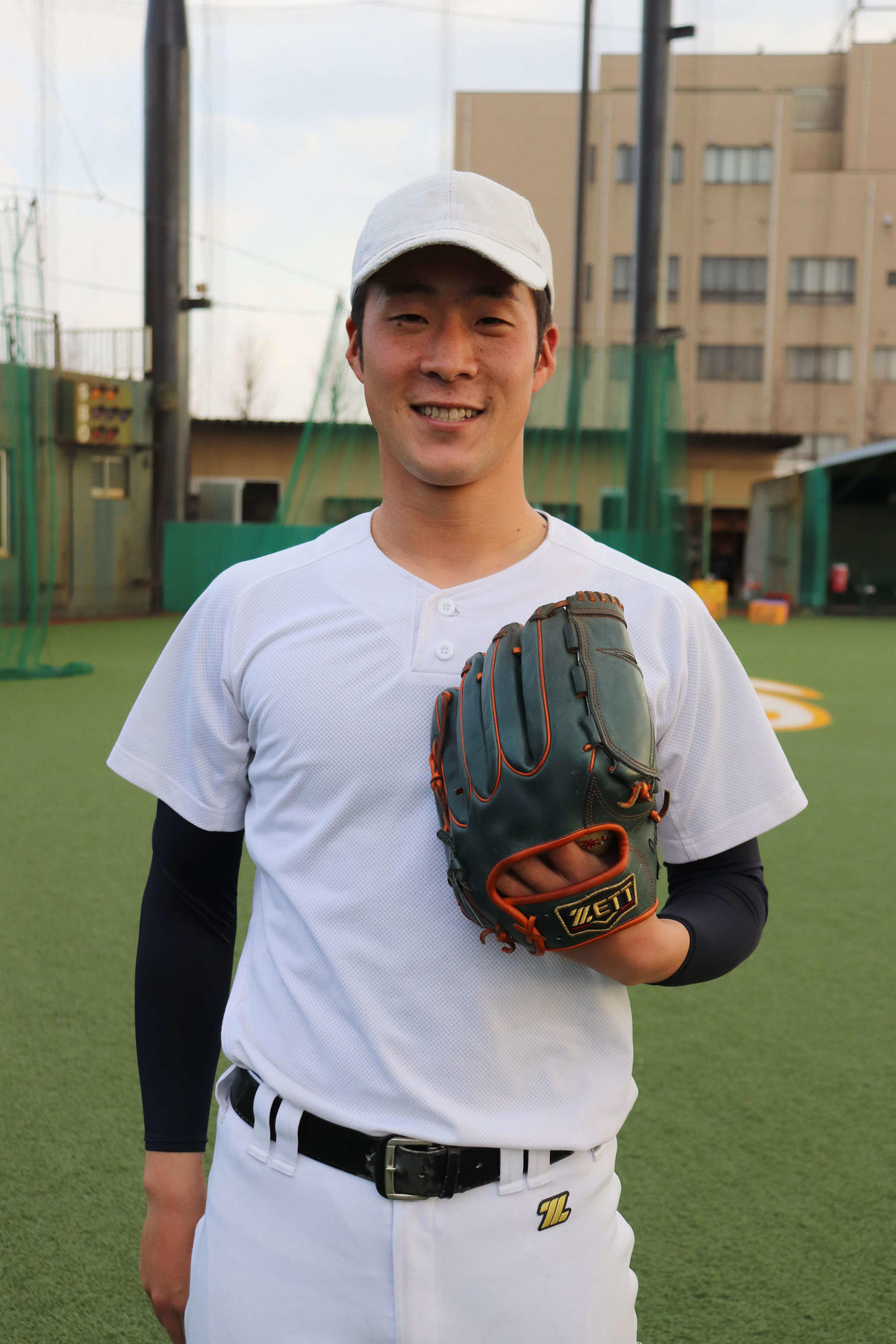 プロ志望を明かし、笑顔を見せる上武大・岩本（撮影・保坂淑子）