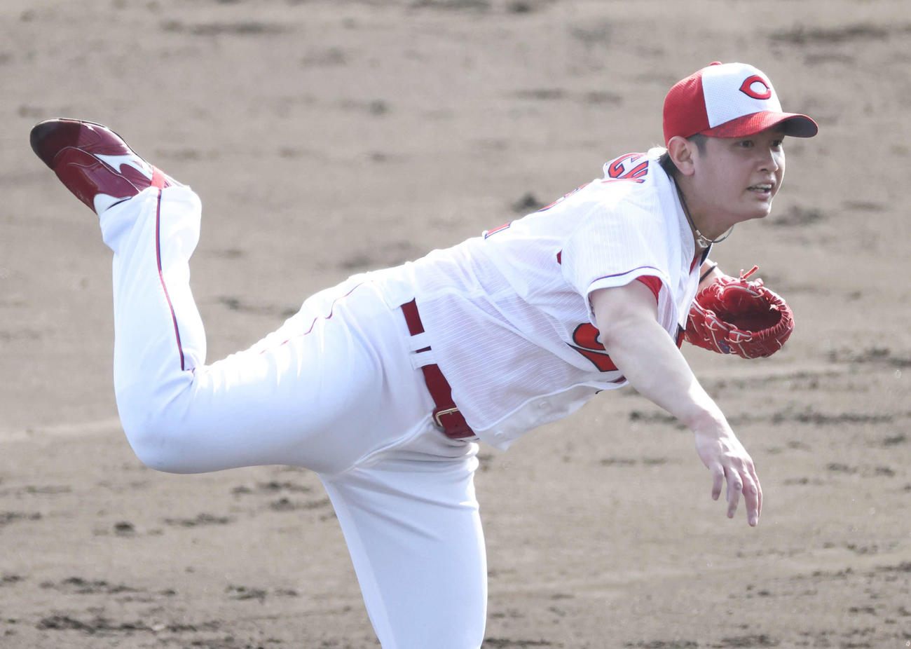 シート打撃に登板したドラフト3位の大道（撮影・加藤孝規）