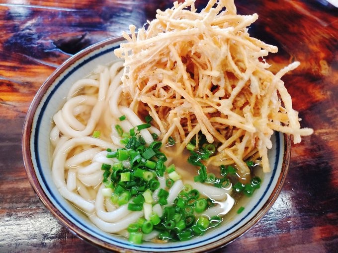 「忠太郎茶屋」のごぼう天うどん