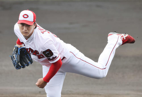 プロ野球広島沖縄キャンプ　紅白戦　白組先発の床田（撮影・加藤孝規）