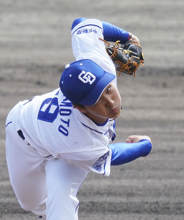 中日対DeNA 3回表、中日2番手で登板する山本拓実（撮影・森本幸一）