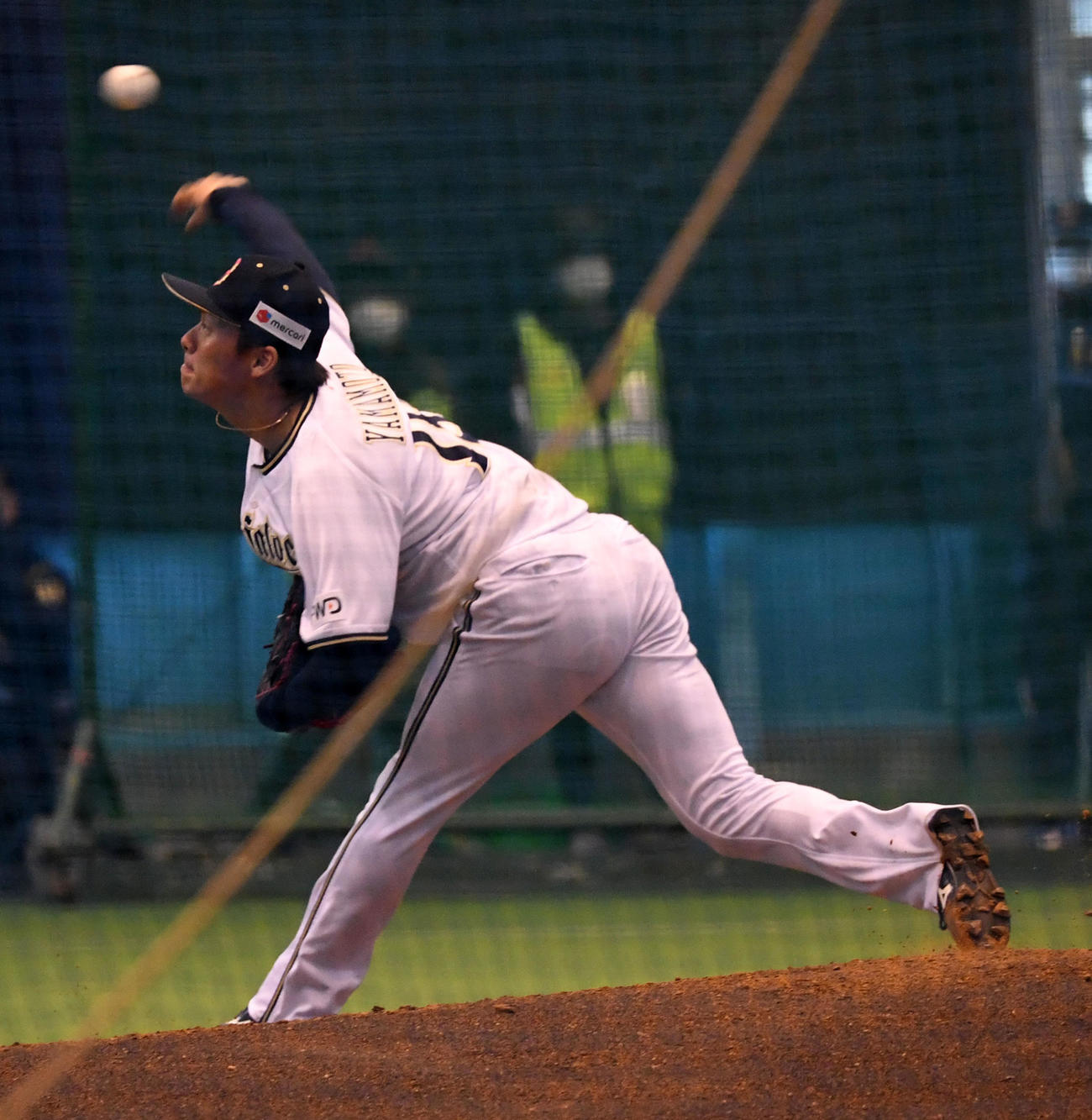 LiveBPを行ったオリックス山本（撮影・前岡正明）