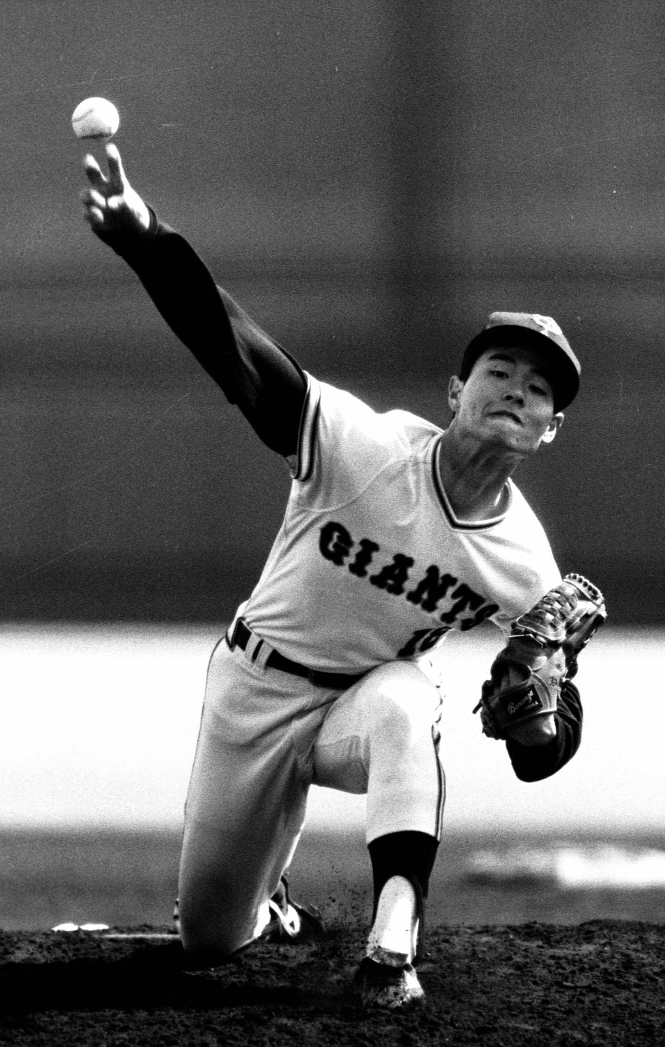 1986年4月9日、イースタン・リーグ公式戦の対大洋戦でプロ入り初登板した巨人桑田真澄