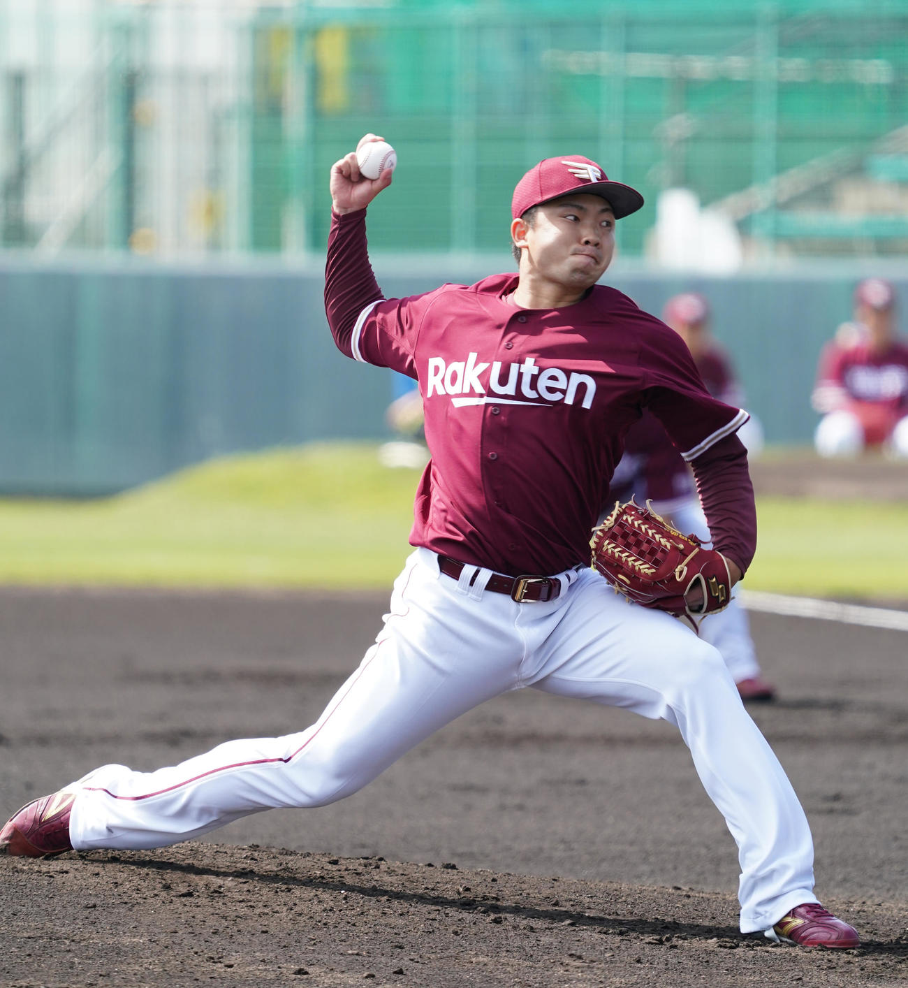 阪神との練習試合に先発し力投する楽天高田萌（撮影・菅敏）